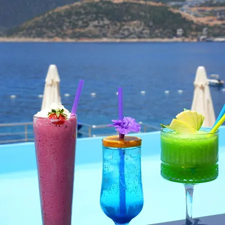 Greenbeach Hotel *