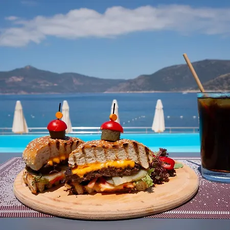 Greenbeach فندق *